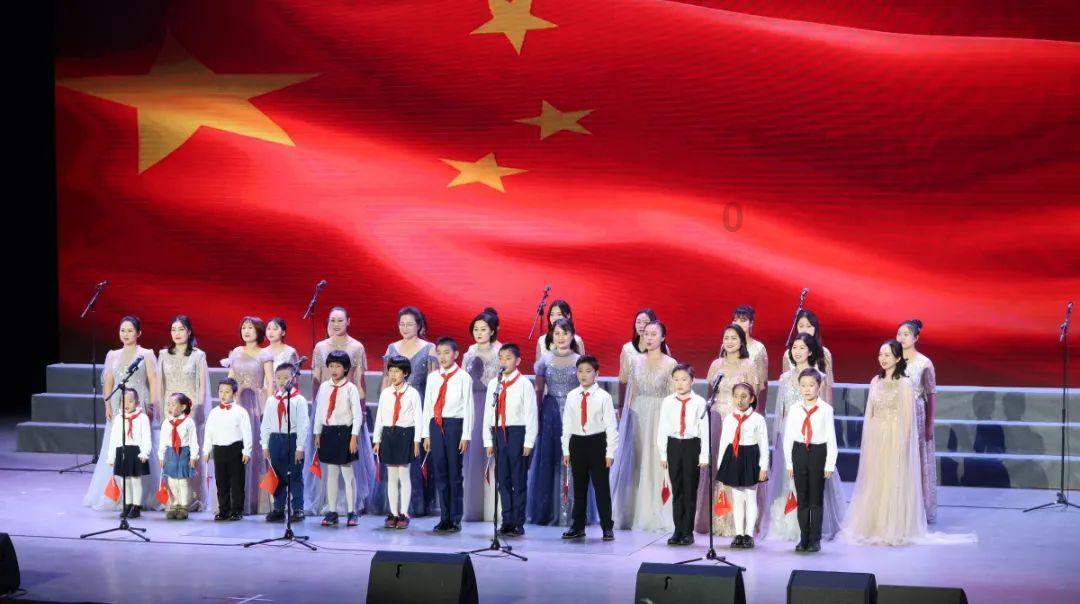 广西贺州：暖心服务关爱流动党员
