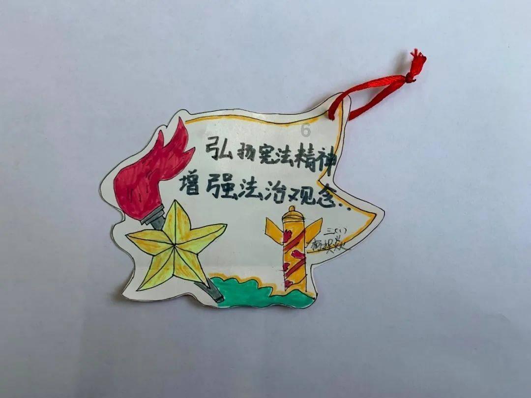 探索知识乐园-奔跑的小孩iphone4s可以下载么?