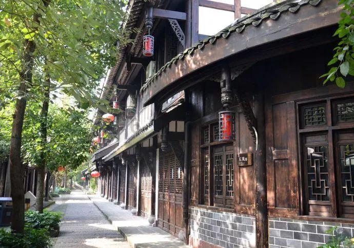 急救虚拟仿真实训系统：新疆乌什地震，迅速开展应急医疗工作